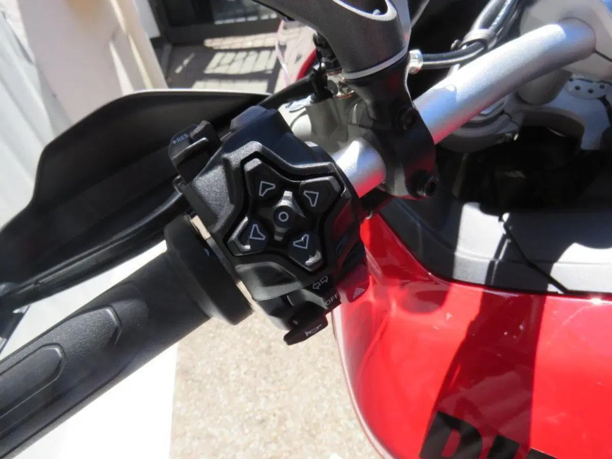 Ducati Multistrada V2 S (2025 - 26) (15)