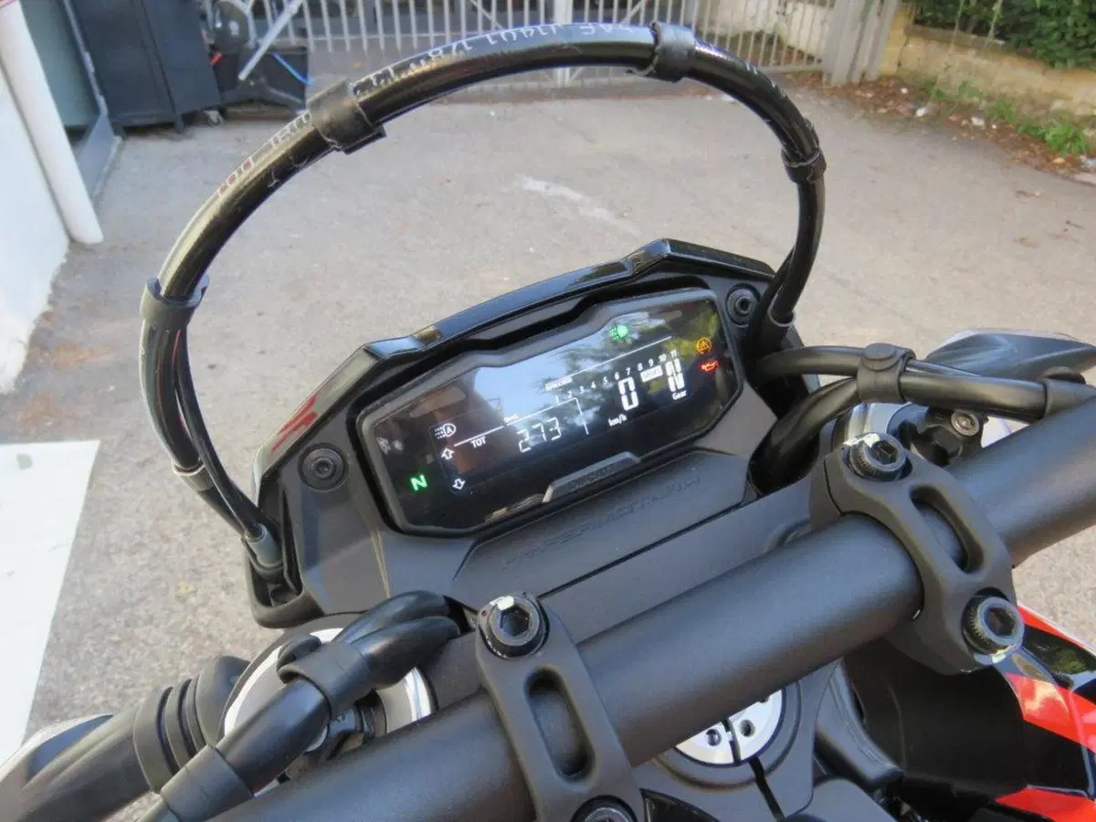 Ducati Hypermotard 698 Mono RVE (2024 - 26) (13)
