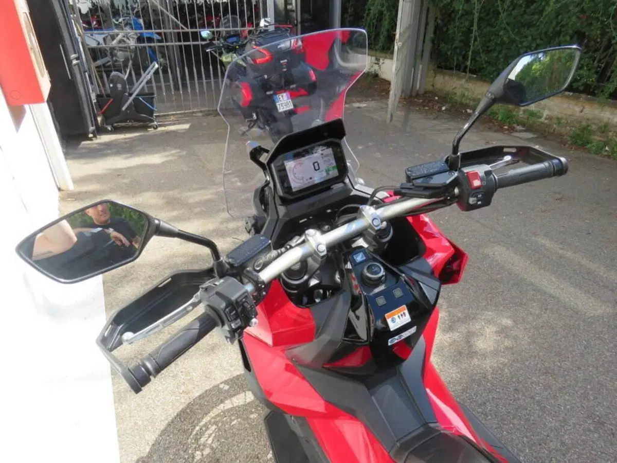 Honda X-ADV 750 DCT (2021 - 24) (7)
