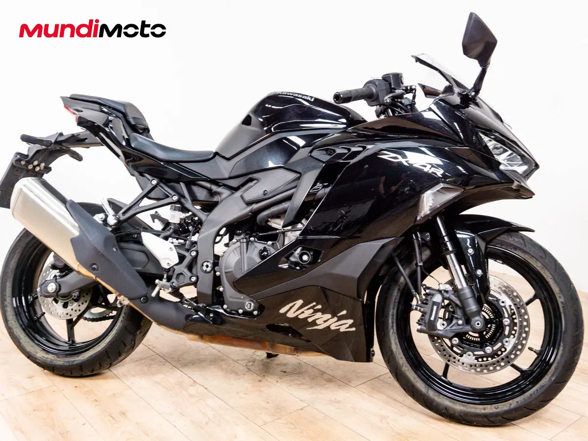 Kawasaki Ninja ZX-4RR (2024 - 26) (2)