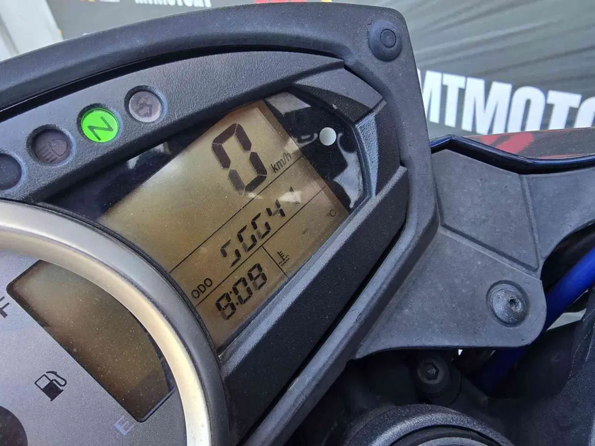 Kawasaki Z 750 (2007 - 14) (22)