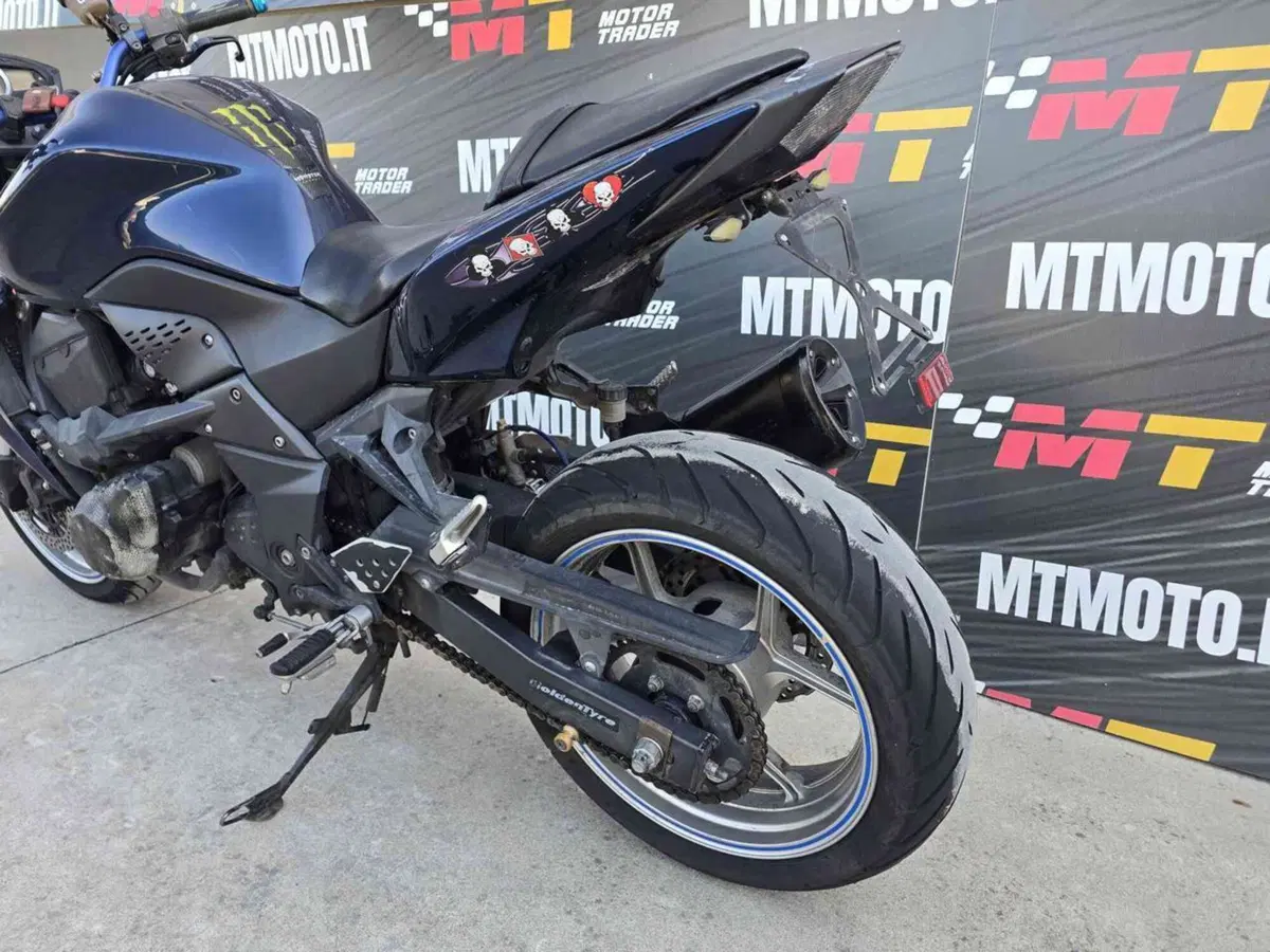 Kawasaki Z 750 (2007 - 14) (4)