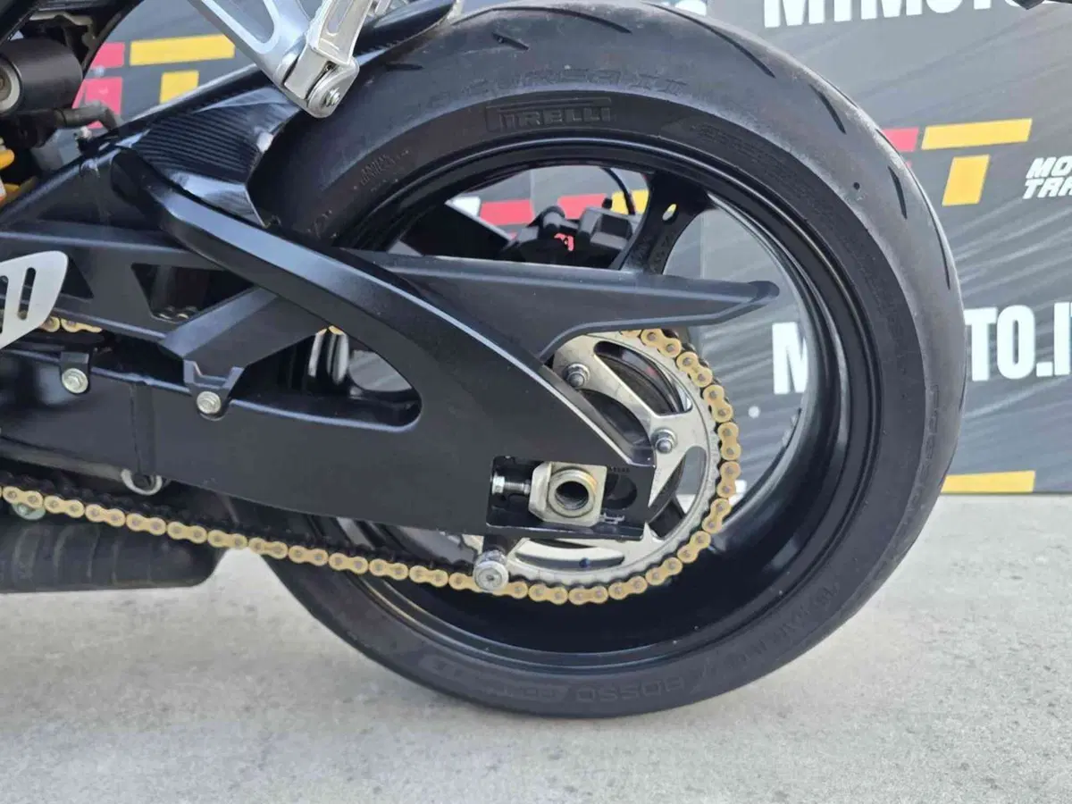 Suzuki GSX R 600 (2006 - 07) (14)