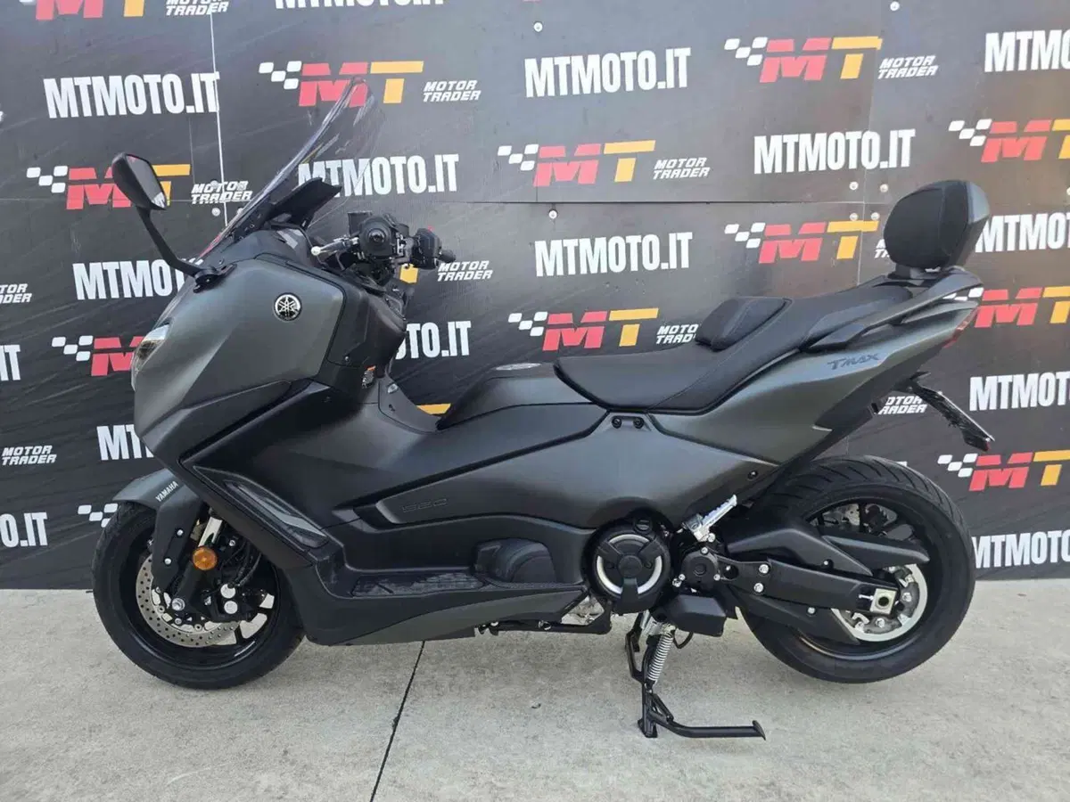 Yamaha T-Max 560 (2025 - 26) (2)
