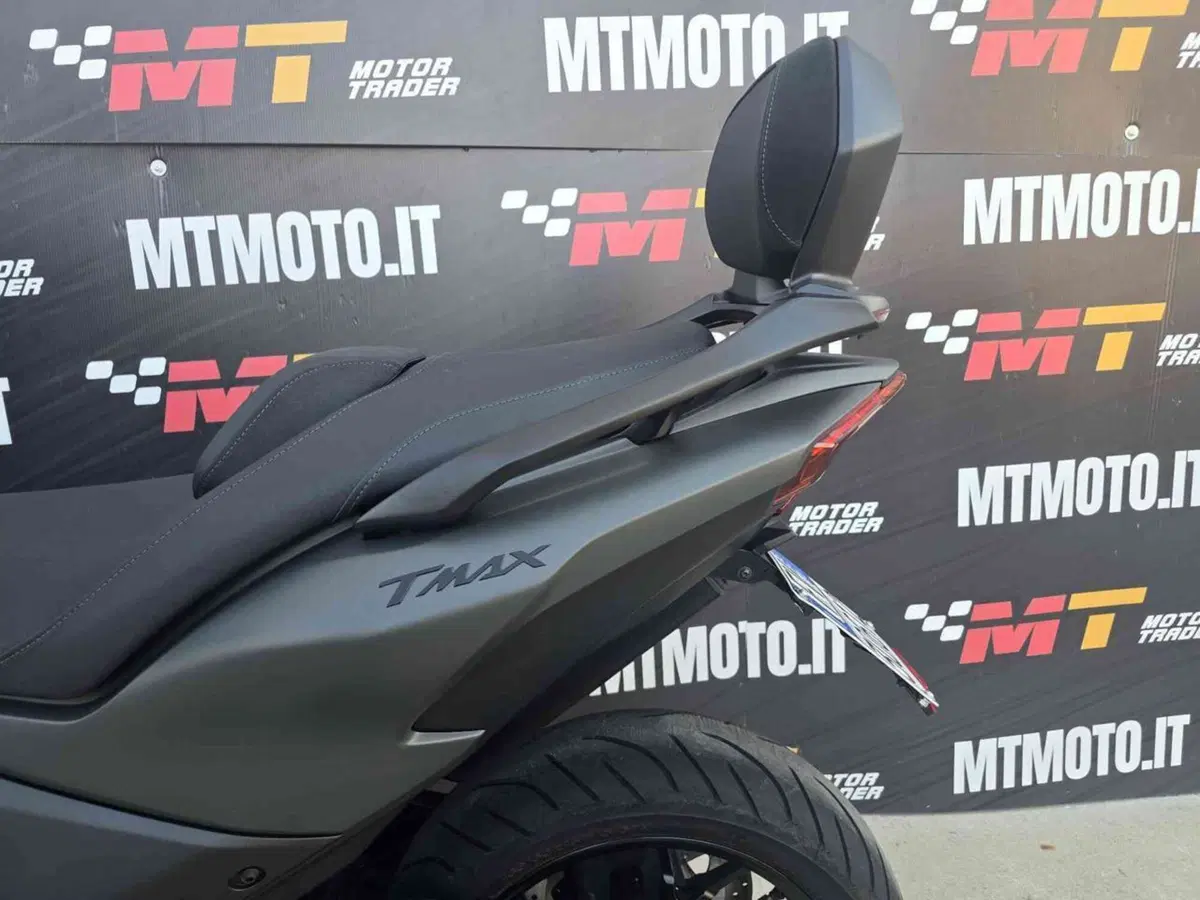 Yamaha T-Max 560 (2025 - 26) (7)