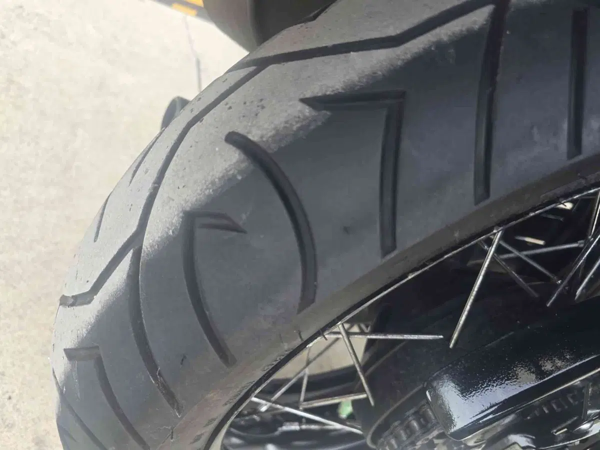 Triumph Bonneville T120 Black (2017 - 20) (13)