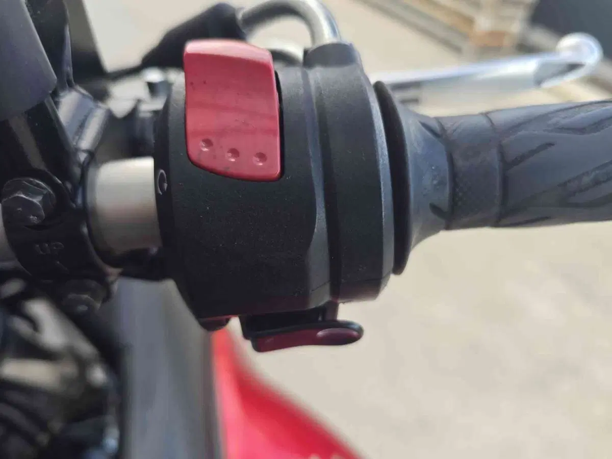 Suzuki V-Strom 650 ABS (2011 - 17) (24)