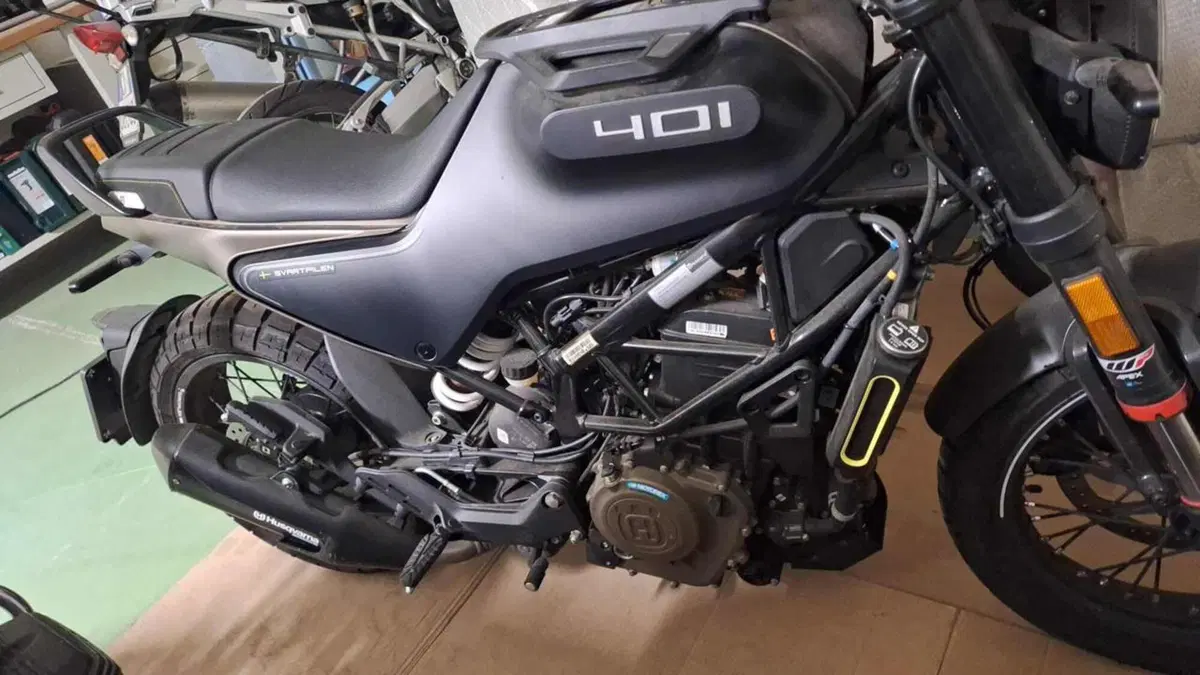 Husqvarna Svartpilen 401 (2021 - 23)