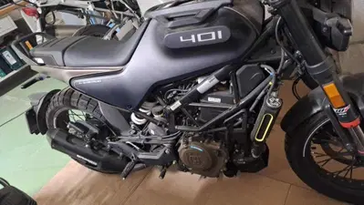 Husqvarna Svartpilen 401 (2021 - 23) usata