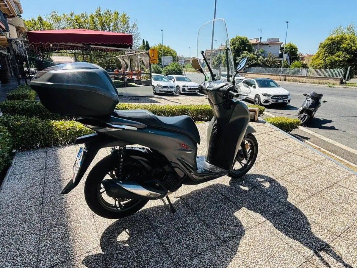 Honda SH 150i Sport (2022 - 23) (7)