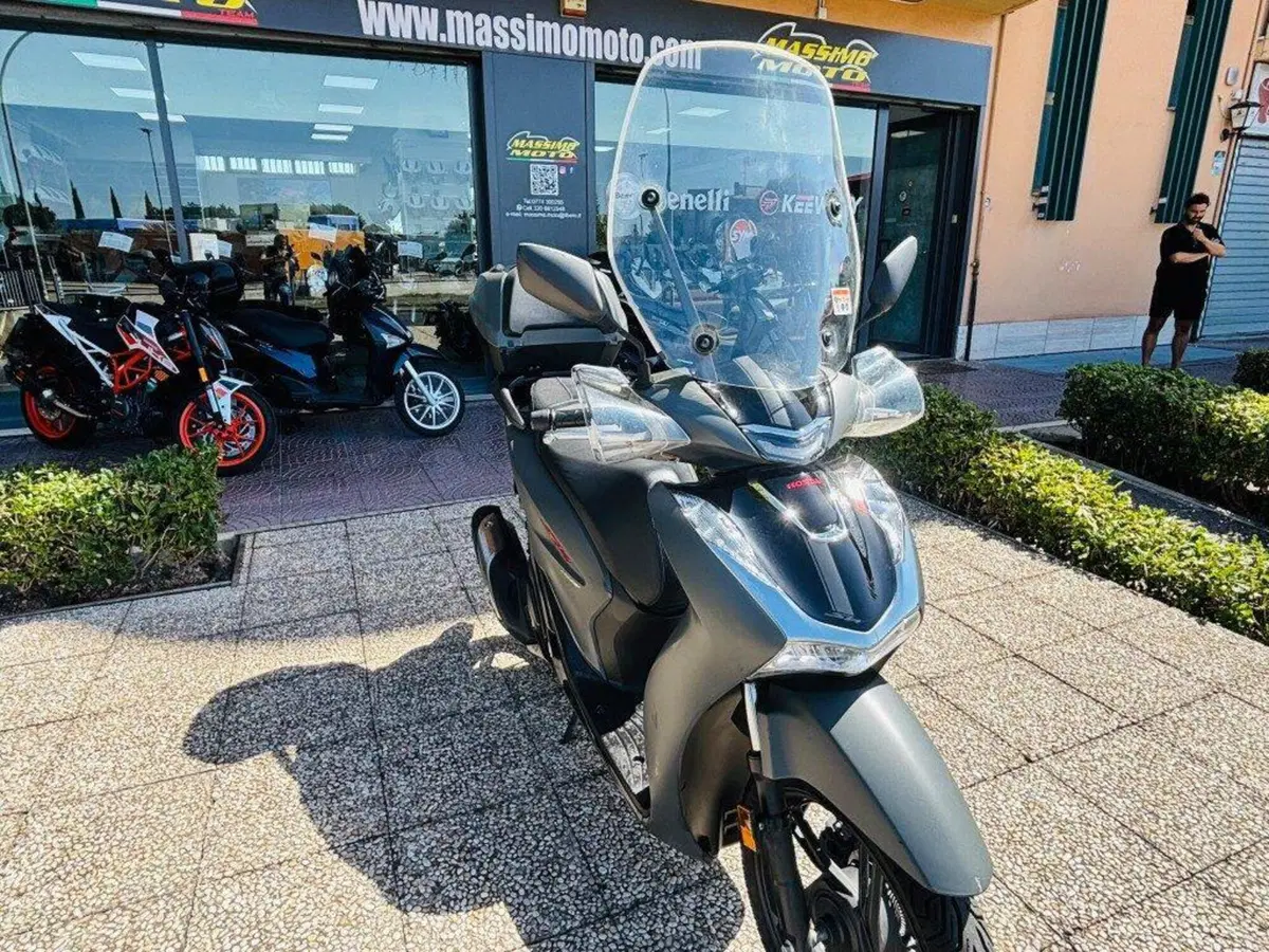Honda SH 150i Sport (2022 - 23) (2)
