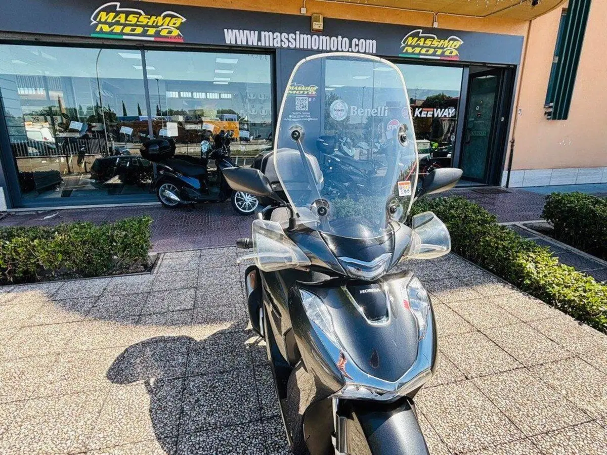 Honda SH 150i (2020 - 23) (2)