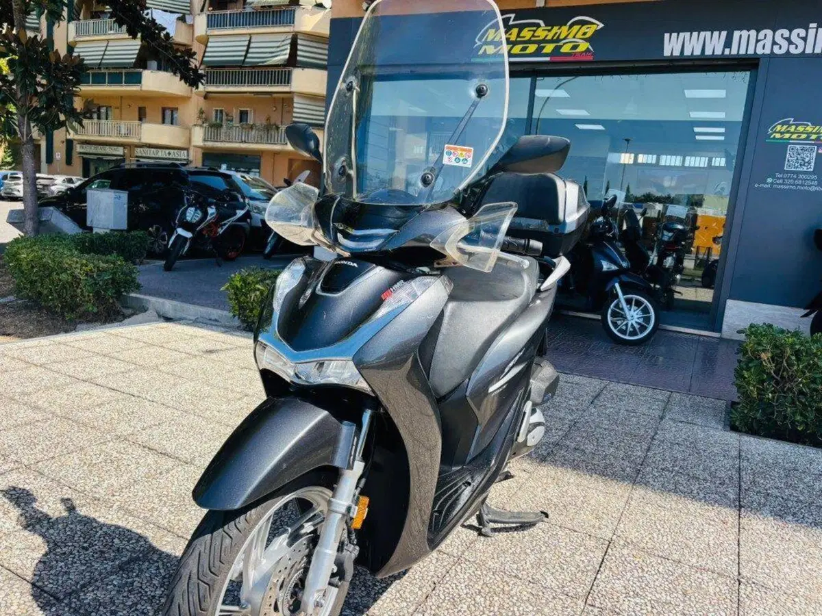Honda SH 150i (2020 - 23) (4)