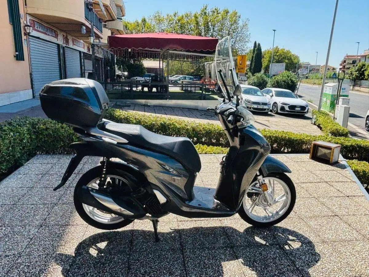 Honda SH 150i (2020 - 23) (6)