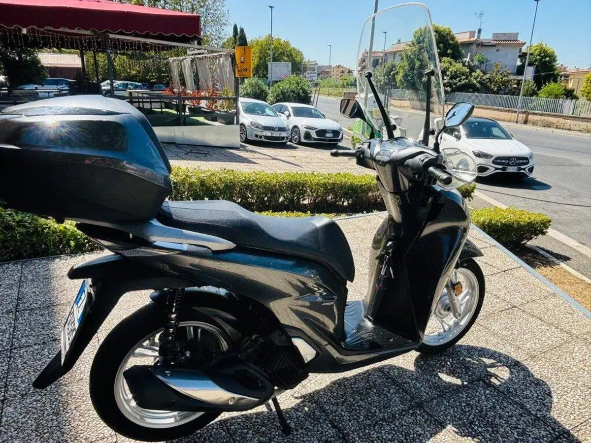 Honda SH 150i (2020 - 23) (7)
