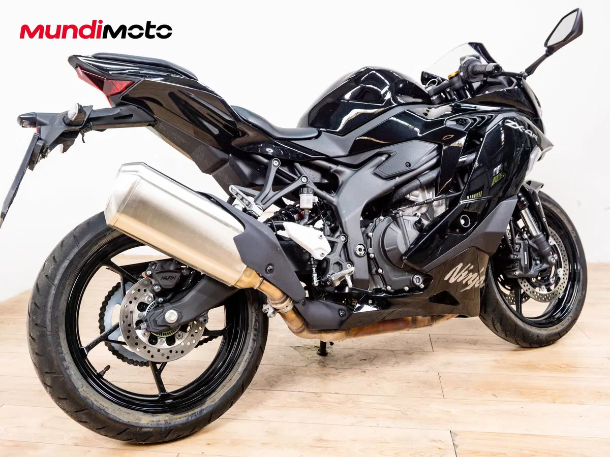 Kawasaki Ninja ZX-4RR (2024 - 26) (3)