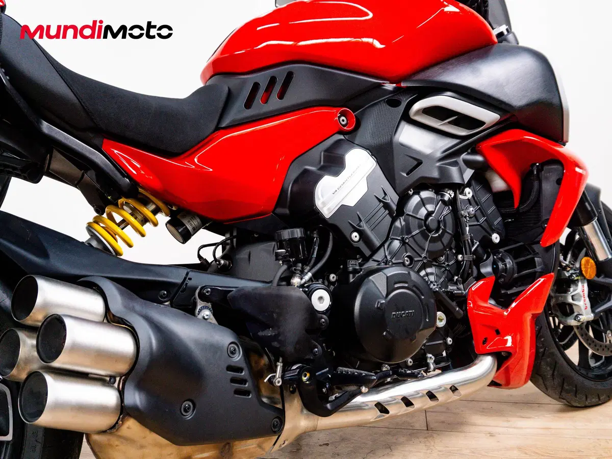 Ducati Diavel V4 (2023 - 26) (4)