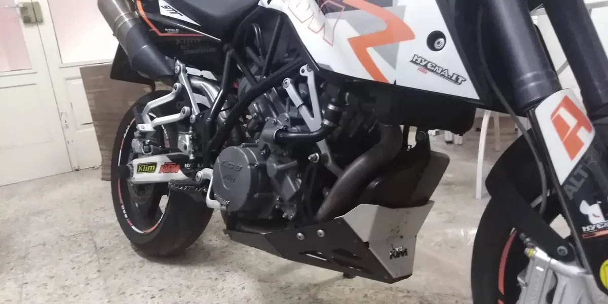 KTM 990 Supermoto (2007 - 10) (3)