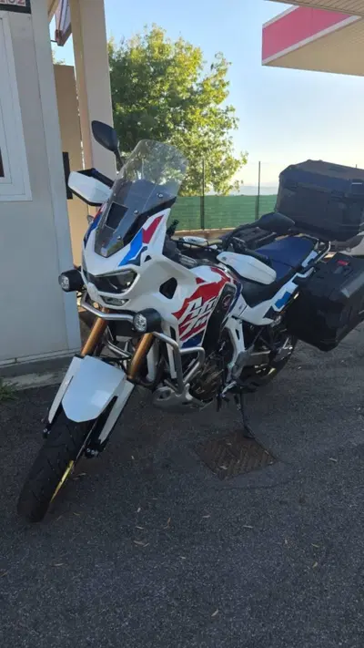 Honda Africa Twin CRF 1100L Adventure Sports Travel Edition (2024 - 26) usata