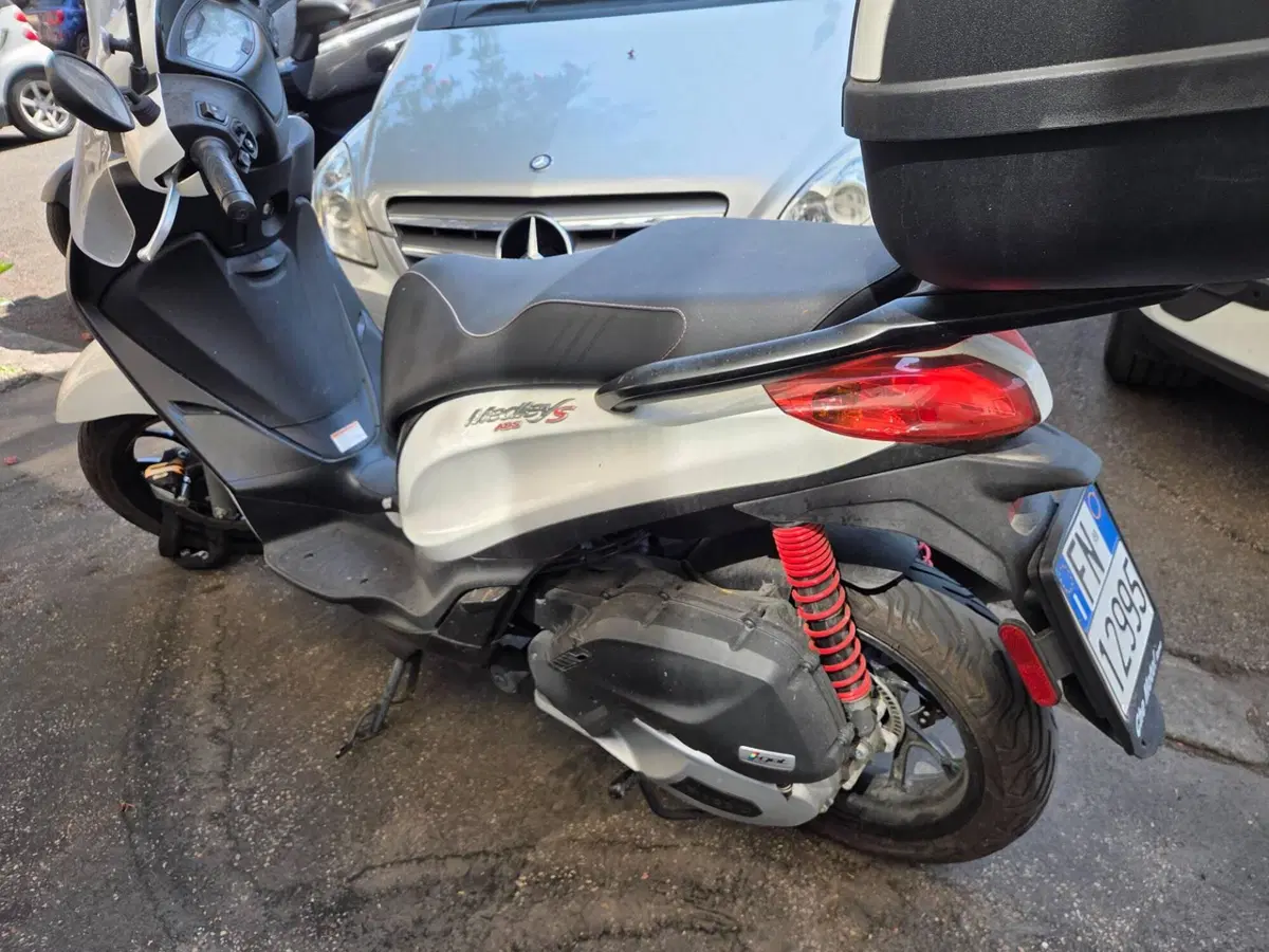 Piaggio Medley 125 S ABS (2021 - 24) (4)