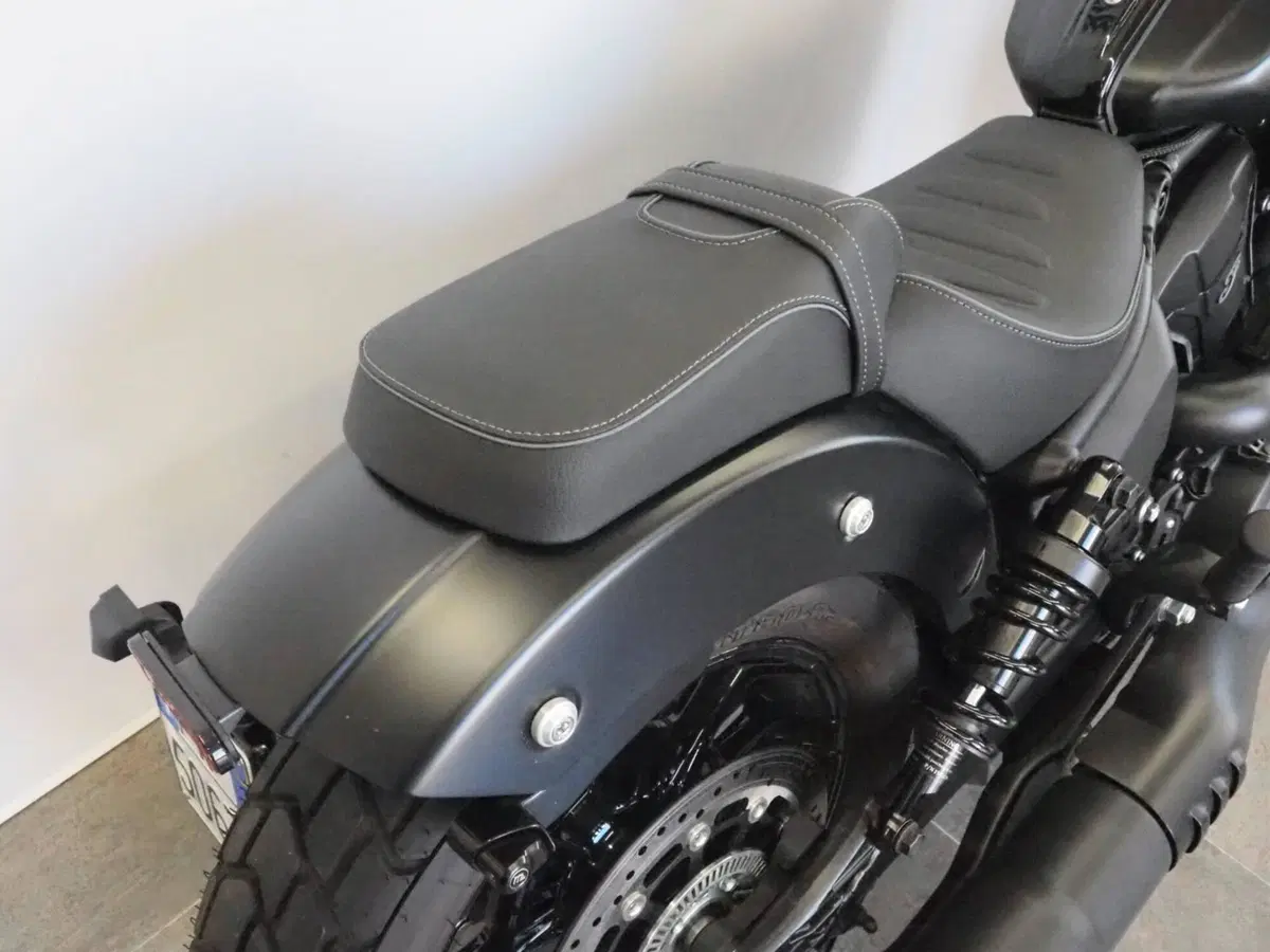 Indian Scout 1250 Bobber Limited + Tech (2025 - 26) (5)