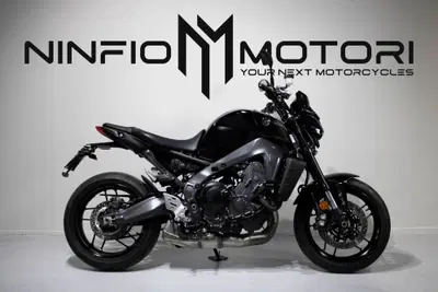 Yamaha MT-09 (2021 - 23) usata