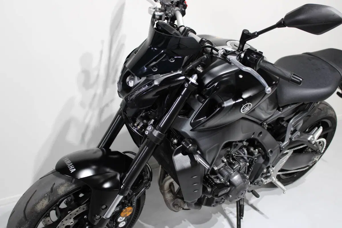 Yamaha MT-09 (2021 - 23) (8)