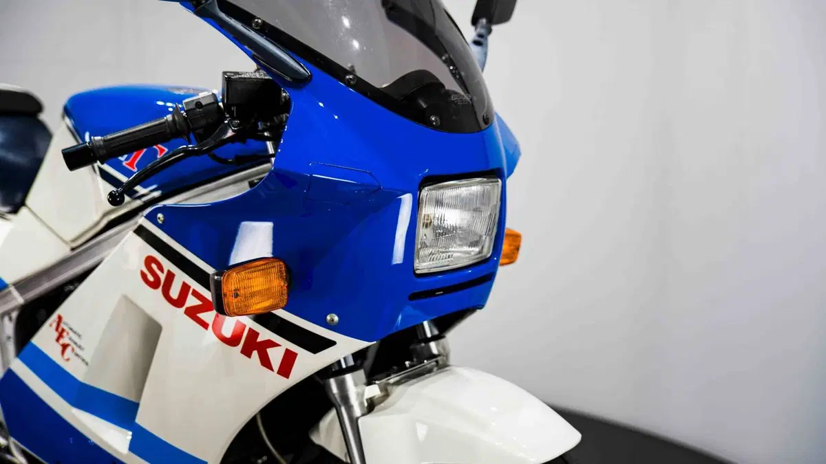 Suzuki RG 500 R (1985 - 88) (17)