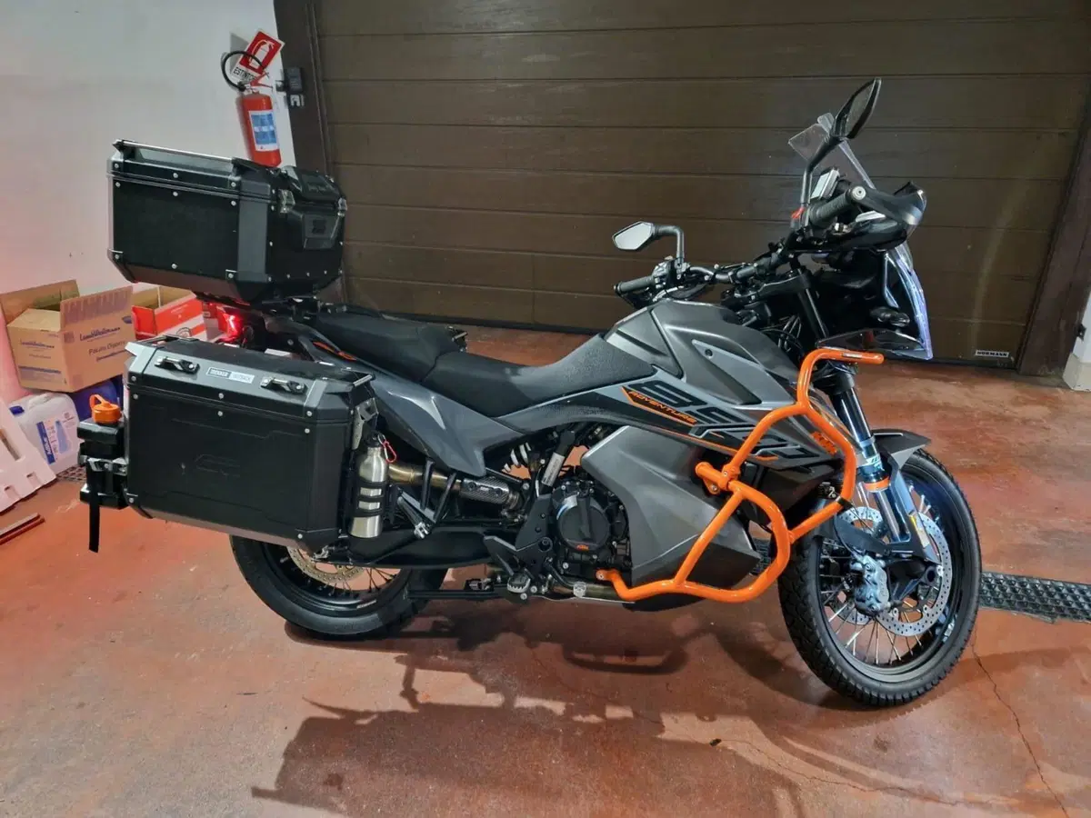 KTM 890 Adventure (2021 - 22)