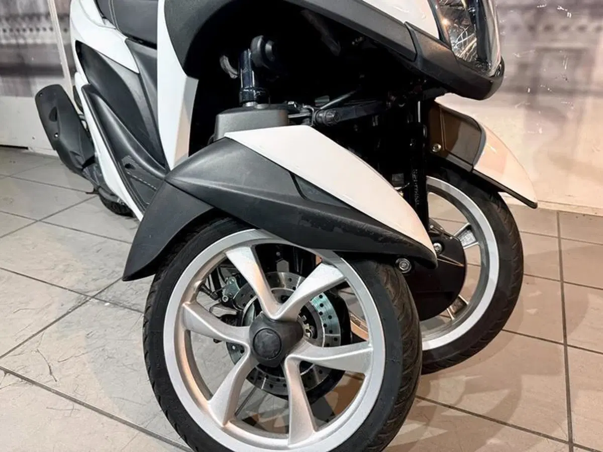 Yamaha Tricity 125 (2014 - 17) (7)