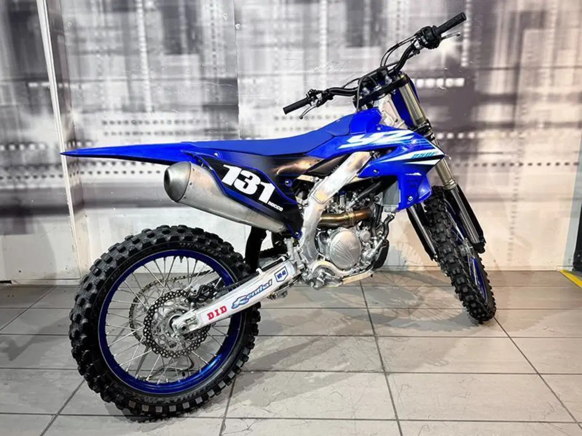 Yamaha YZ 250 F (2025) (5)