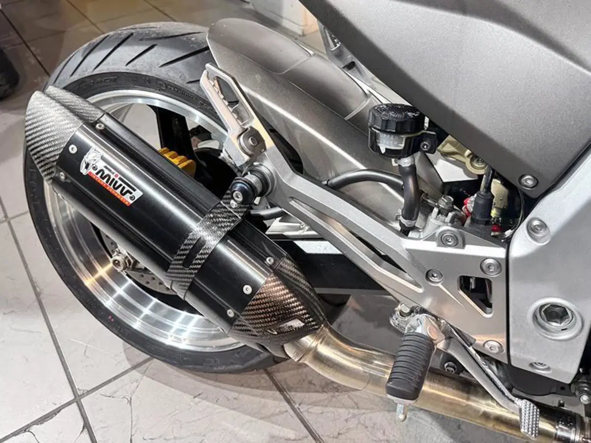 Kawasaki Z 1000 (2003 - 06) (5)