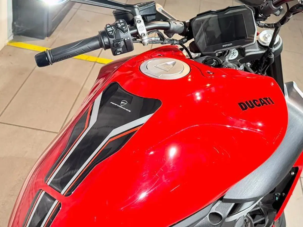 Ducati Diavel V4 (2023 - 26) (4)