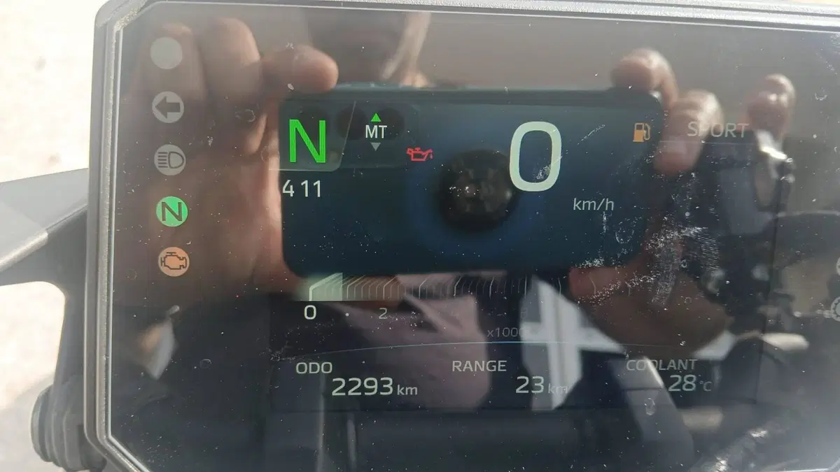 Yamaha MT-09 Y-AMT (2024 - 26) (4)