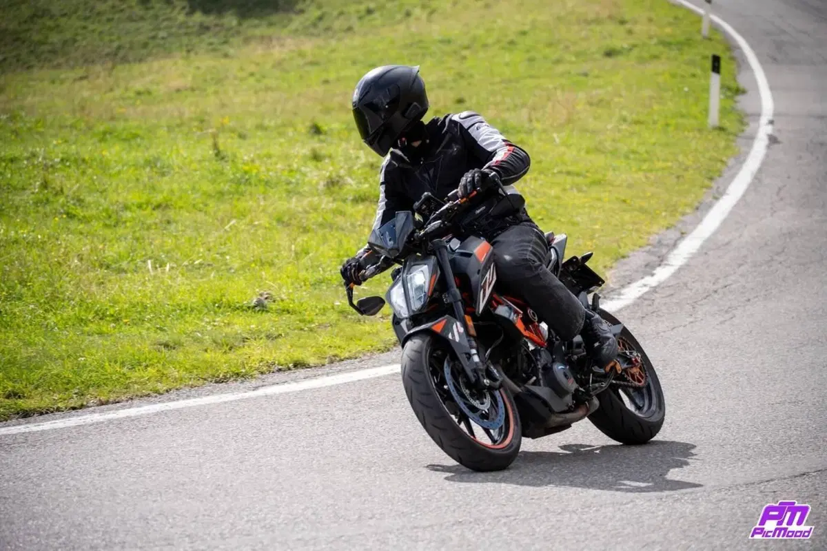 KTM 390 Duke (2021 - 23) (5)