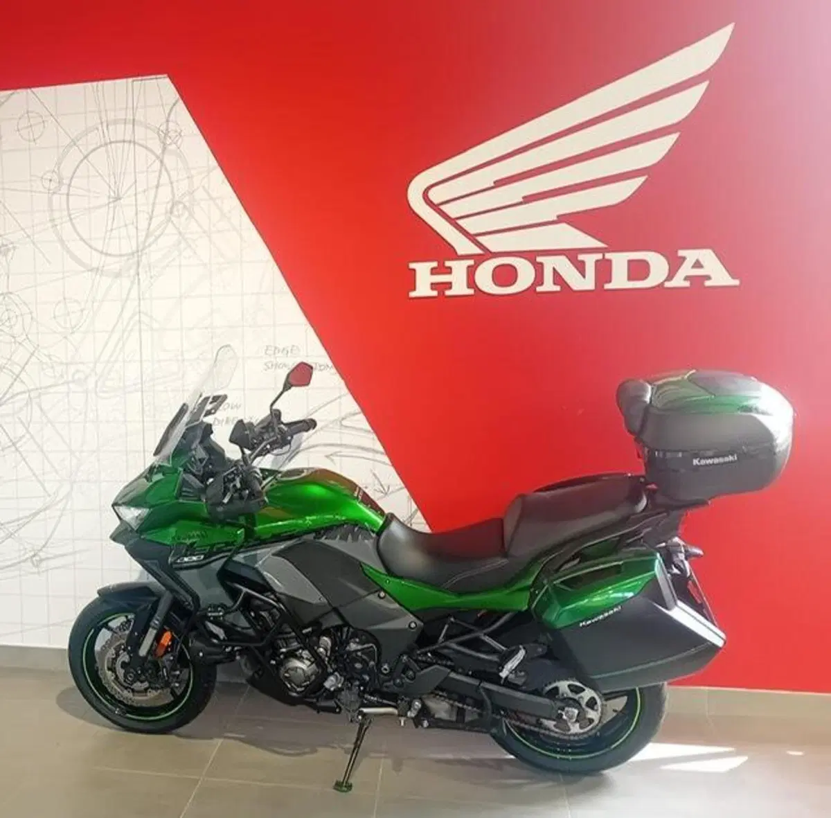 Kawasaki Versys 1000 SE Grand Tourer (2021) (2)