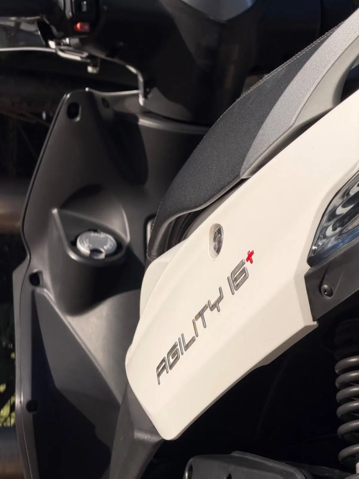Kymco Agility 50 R16 + (2008 - 18) (13)