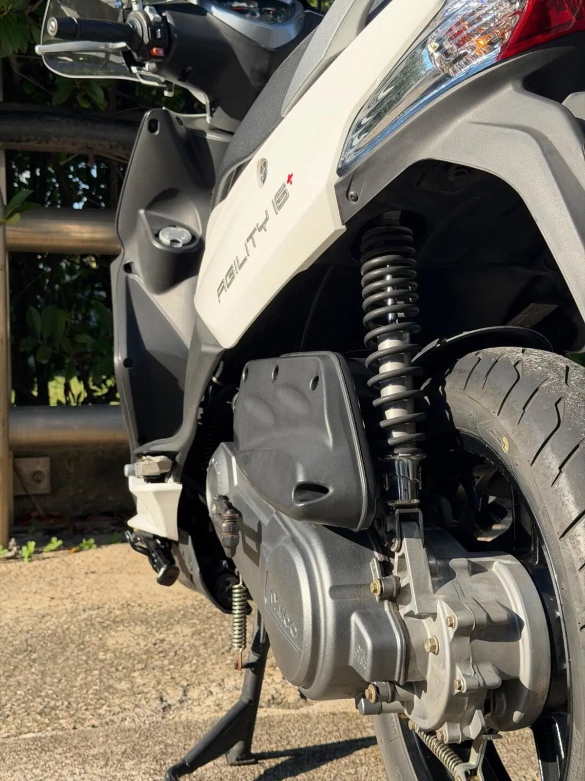 Kymco Agility 50 R16 + (2008 - 18) (14)