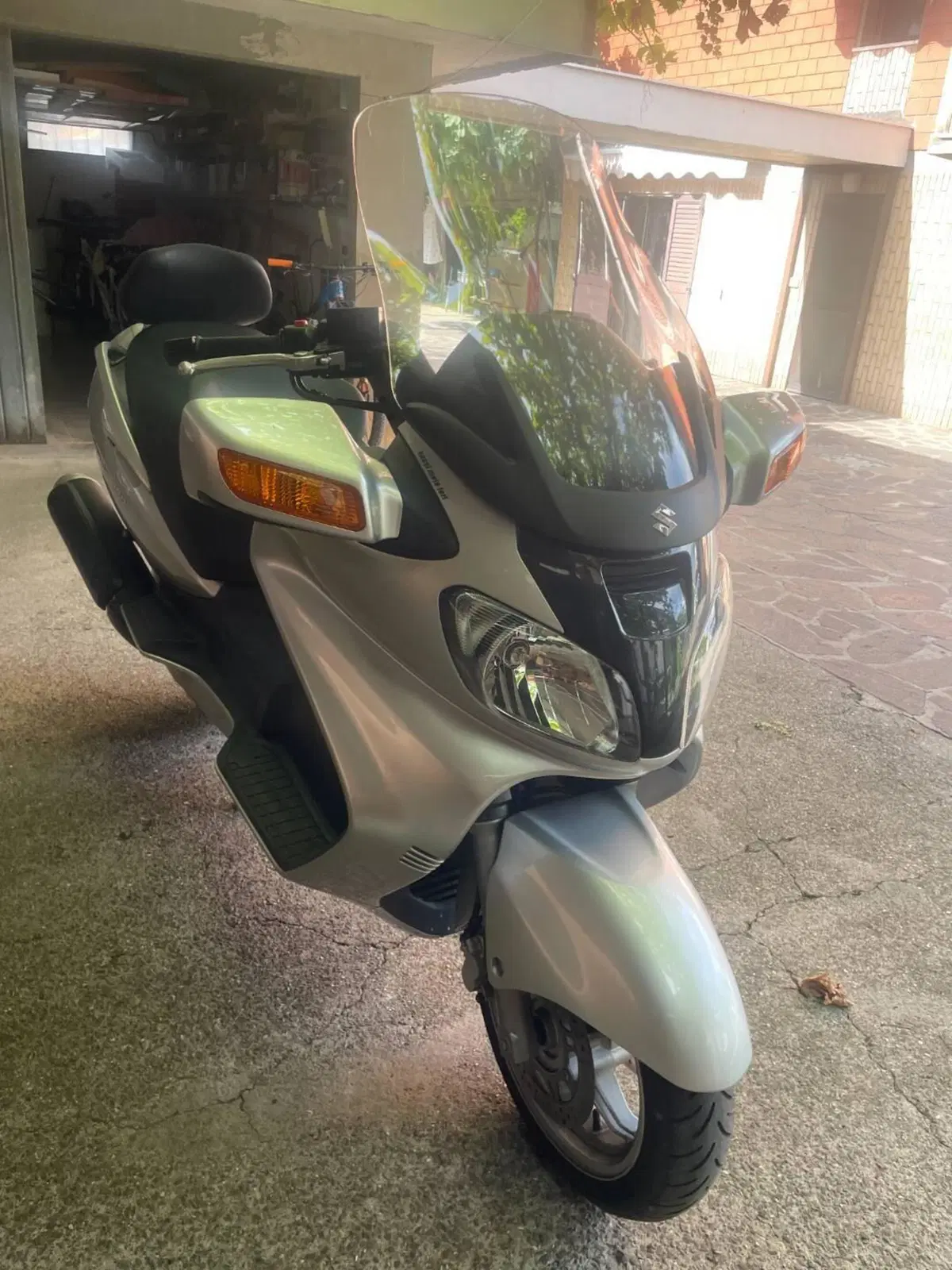 Suzuki Burgman AN 650 Executive (2004 - 06) (3)