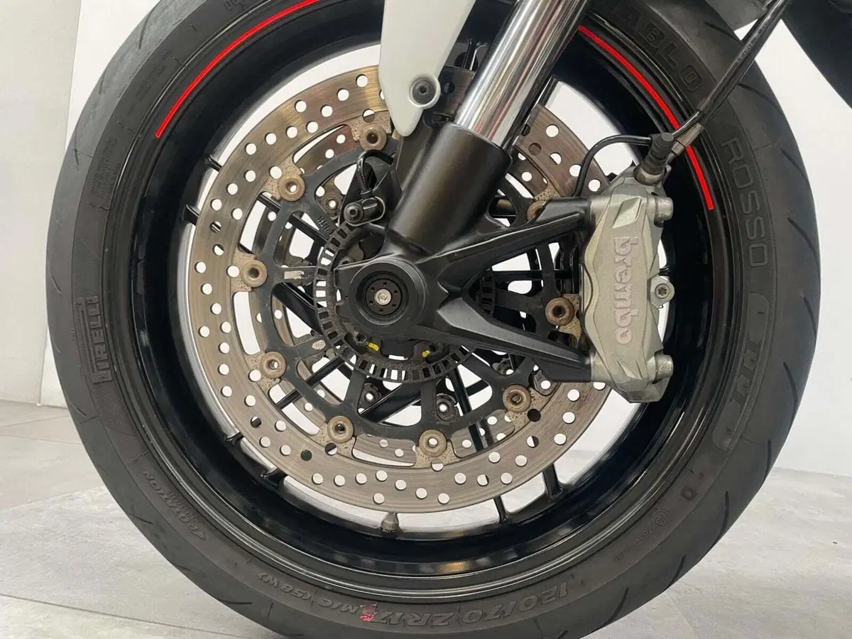 Ducati Monster 797 Plus (2019) (14)