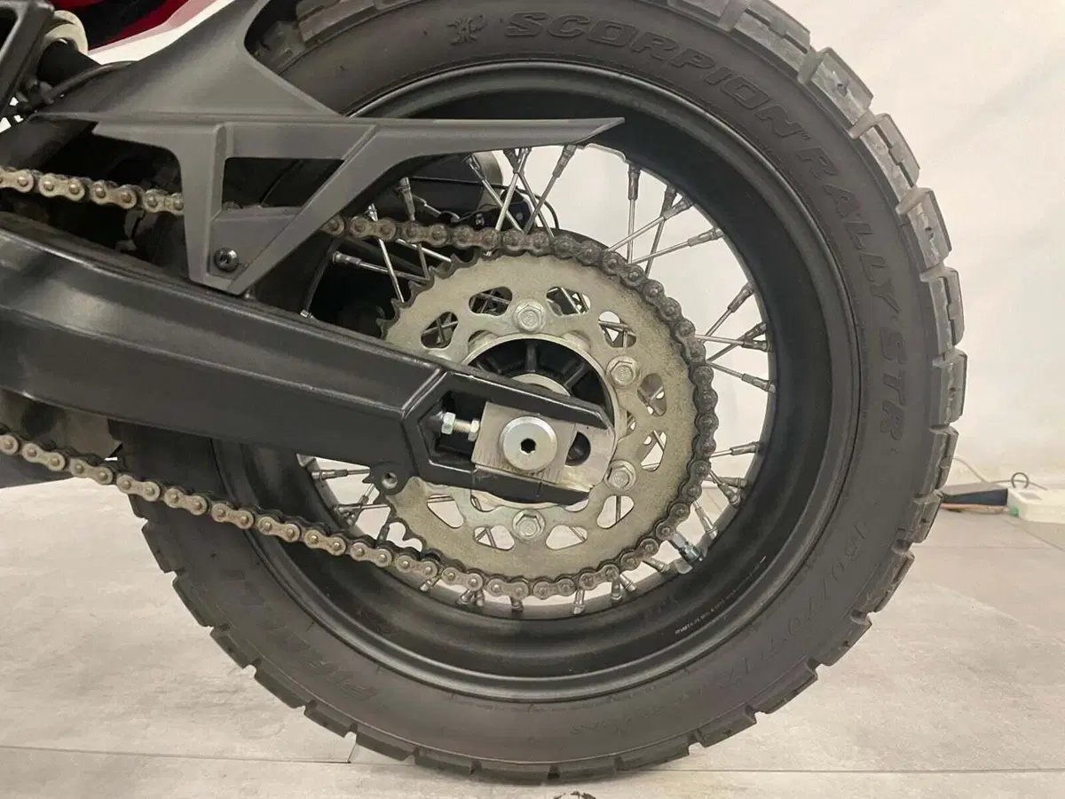 Moto Morini X-Cape 650 (2021 - 26) (4)