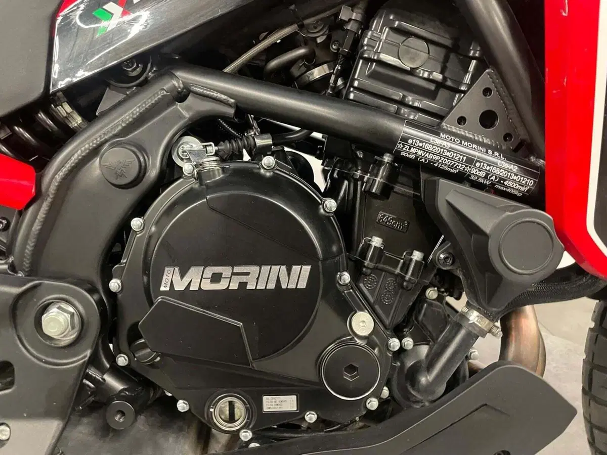 Moto Morini X-Cape 650 (2021 - 26) (13)