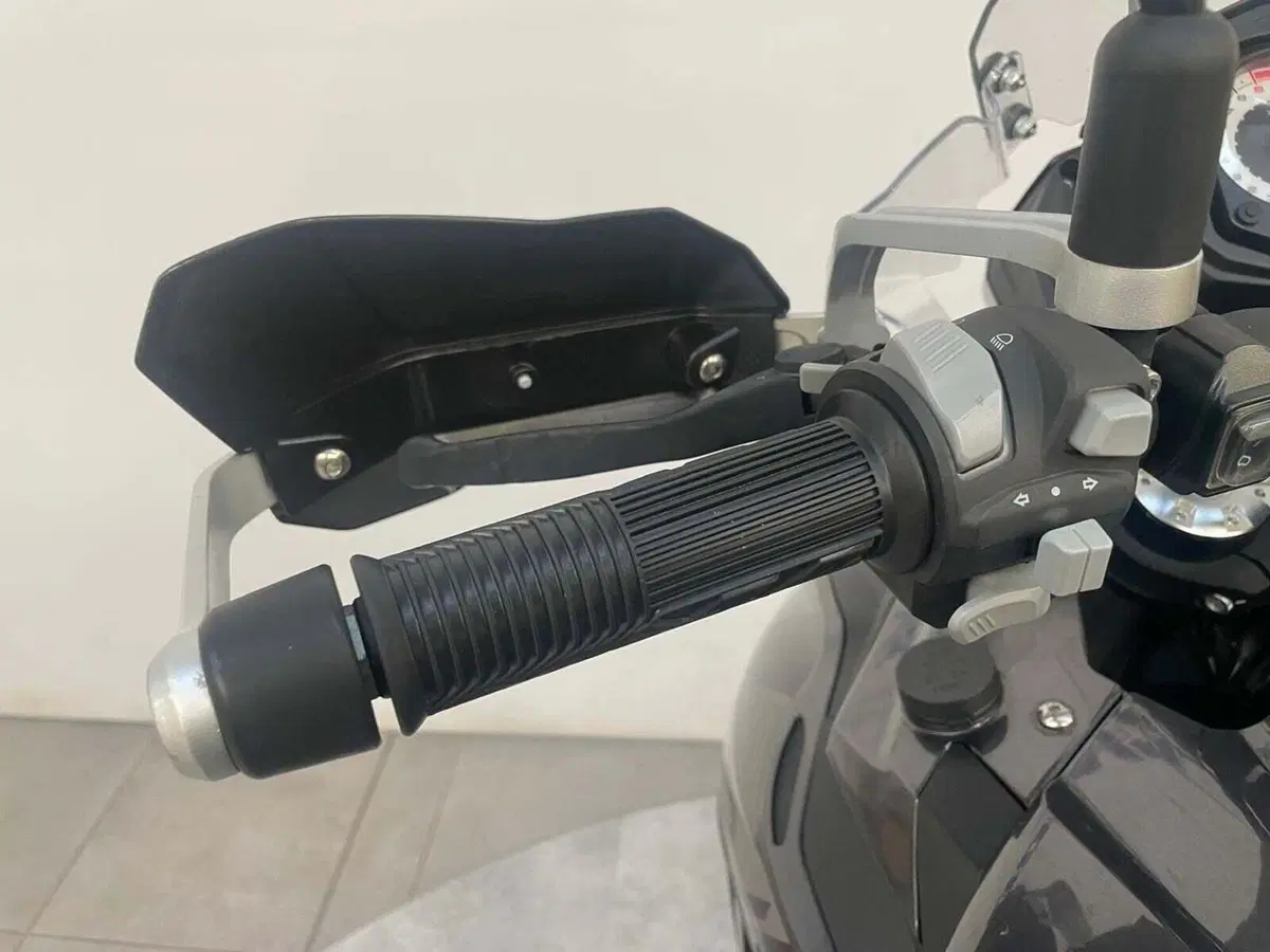 Benelli TRK 502X (2021 - 26) (9)