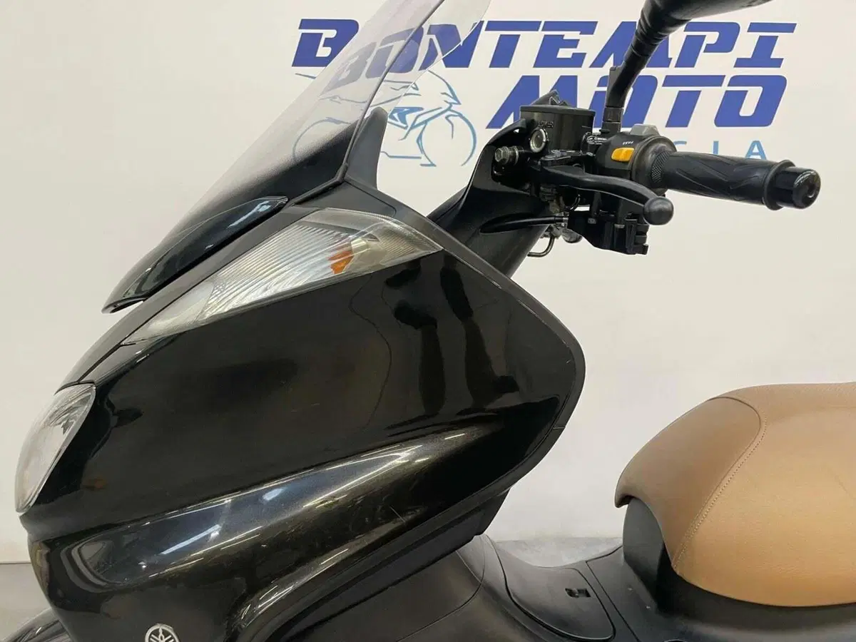 Yamaha Majesty 400 (2004 - 08) (3)