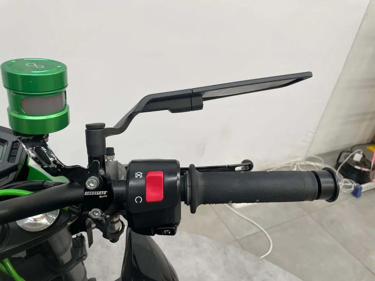 Kawasaki Z 800 ABS (2012 - 16) (9)