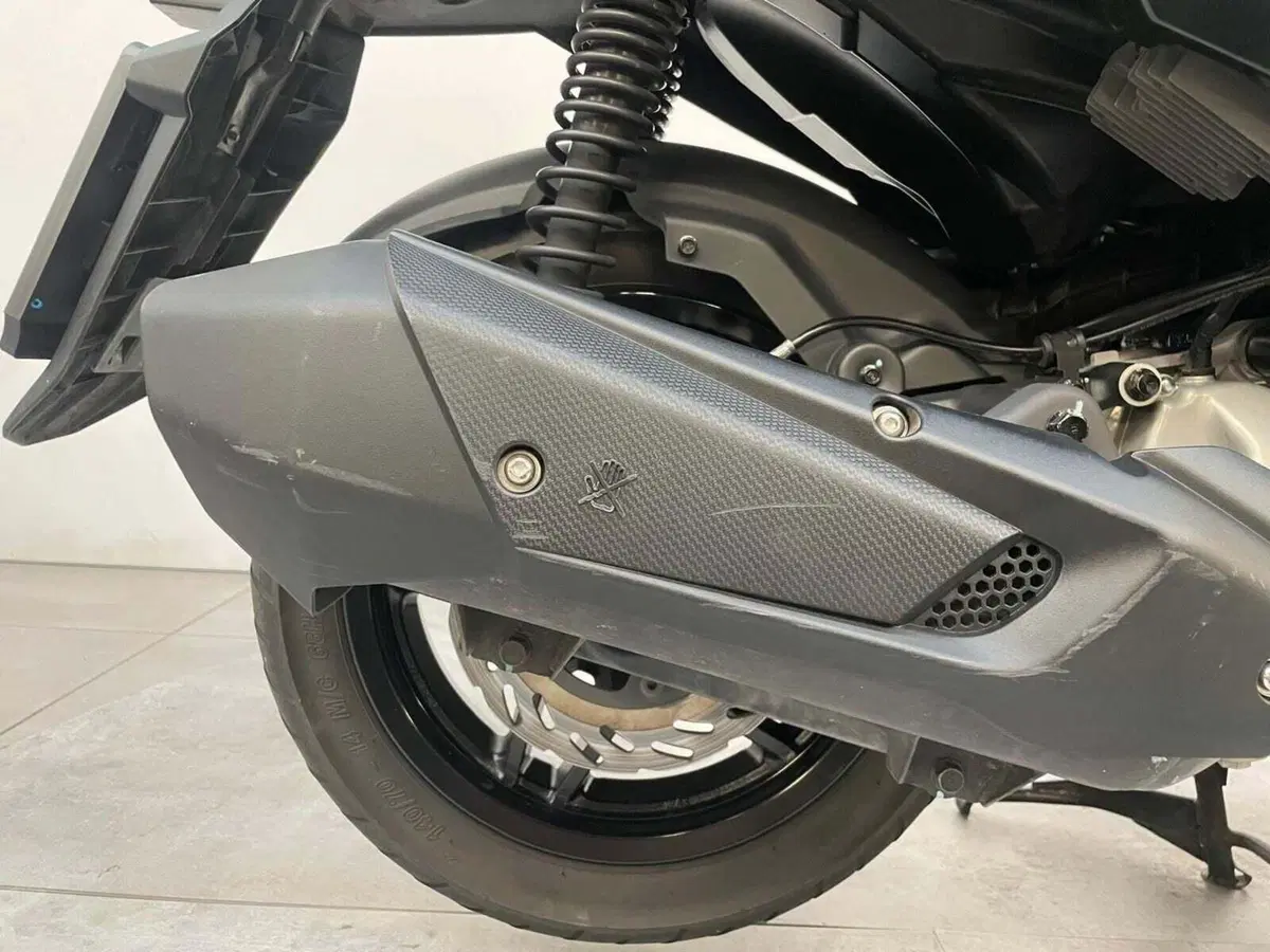 Sym Joyride 300 (2022 - 24) (9)