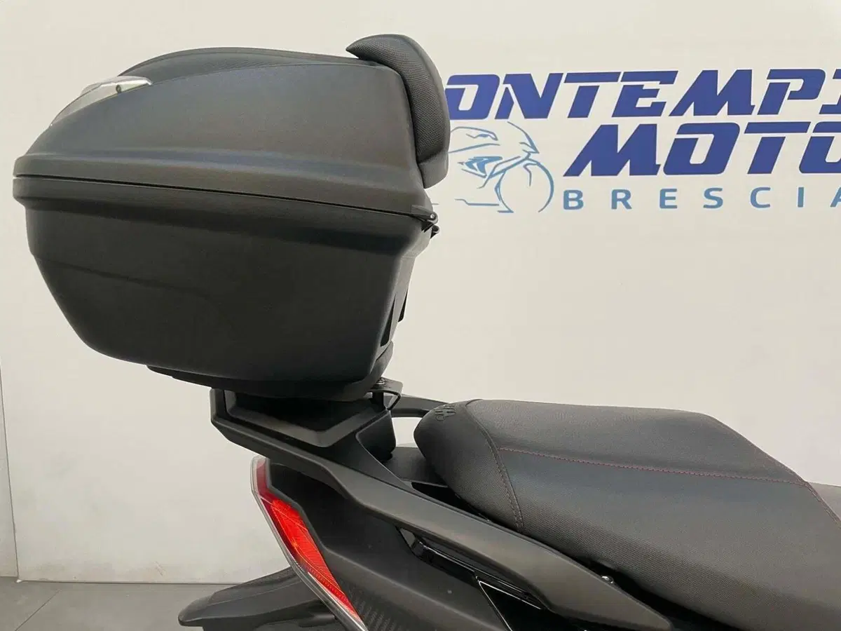 Sym Joyride 300 (2022 - 24) (10)