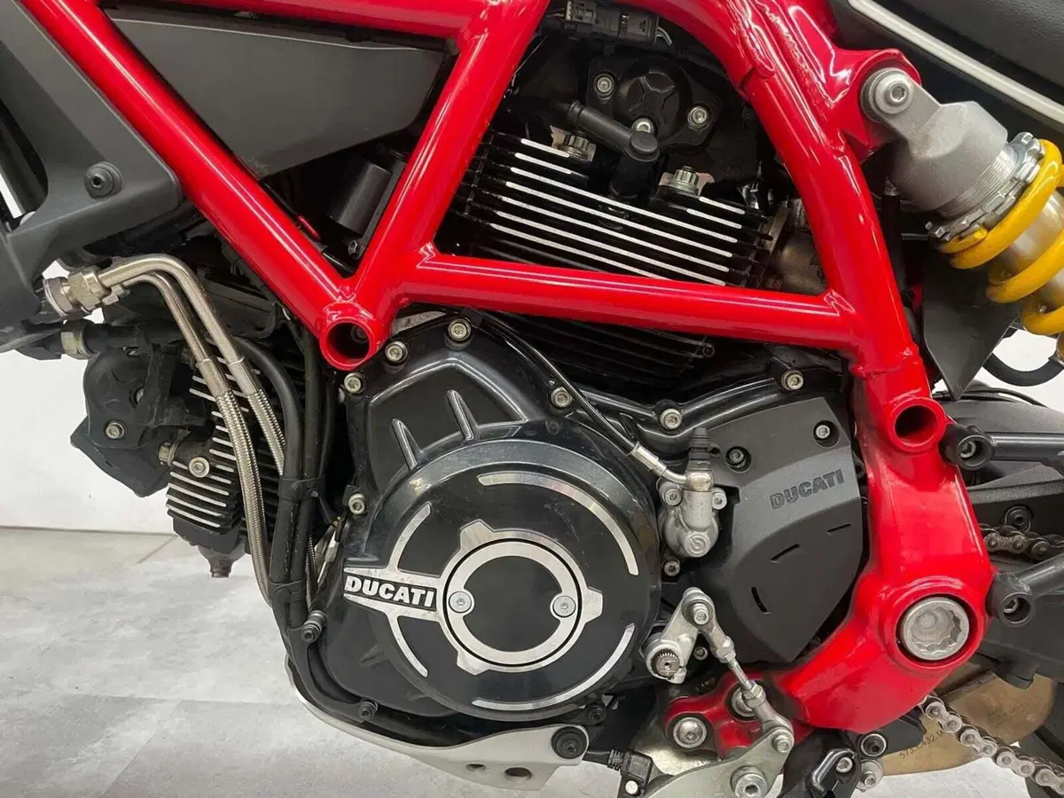 Ducati Scrambler 800 Desert Sled (2017 - 20) (7)