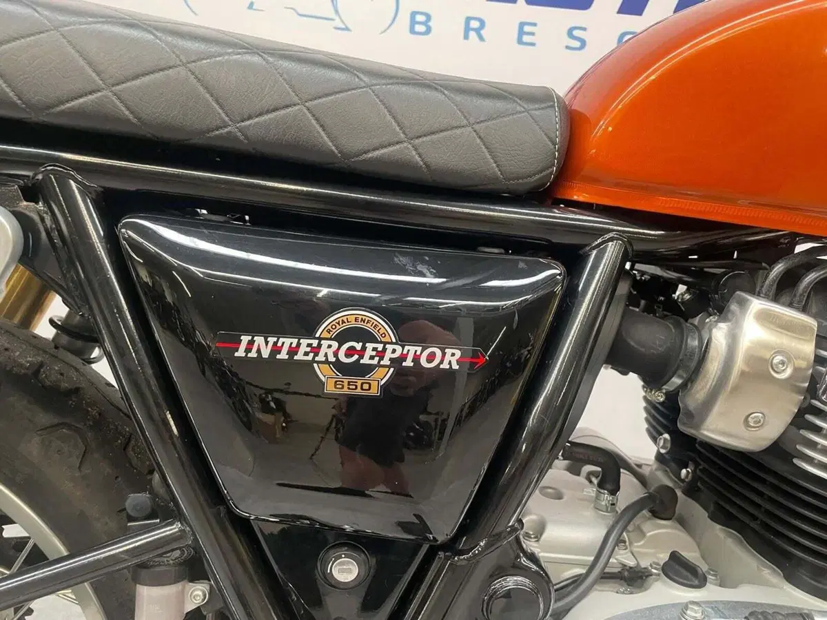 Royal Enfield Interceptor 650 (2021 - 26) (6)
