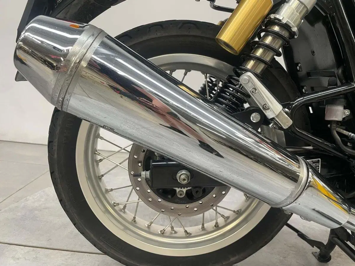 Royal Enfield Interceptor 650 (2021 - 26) (12)